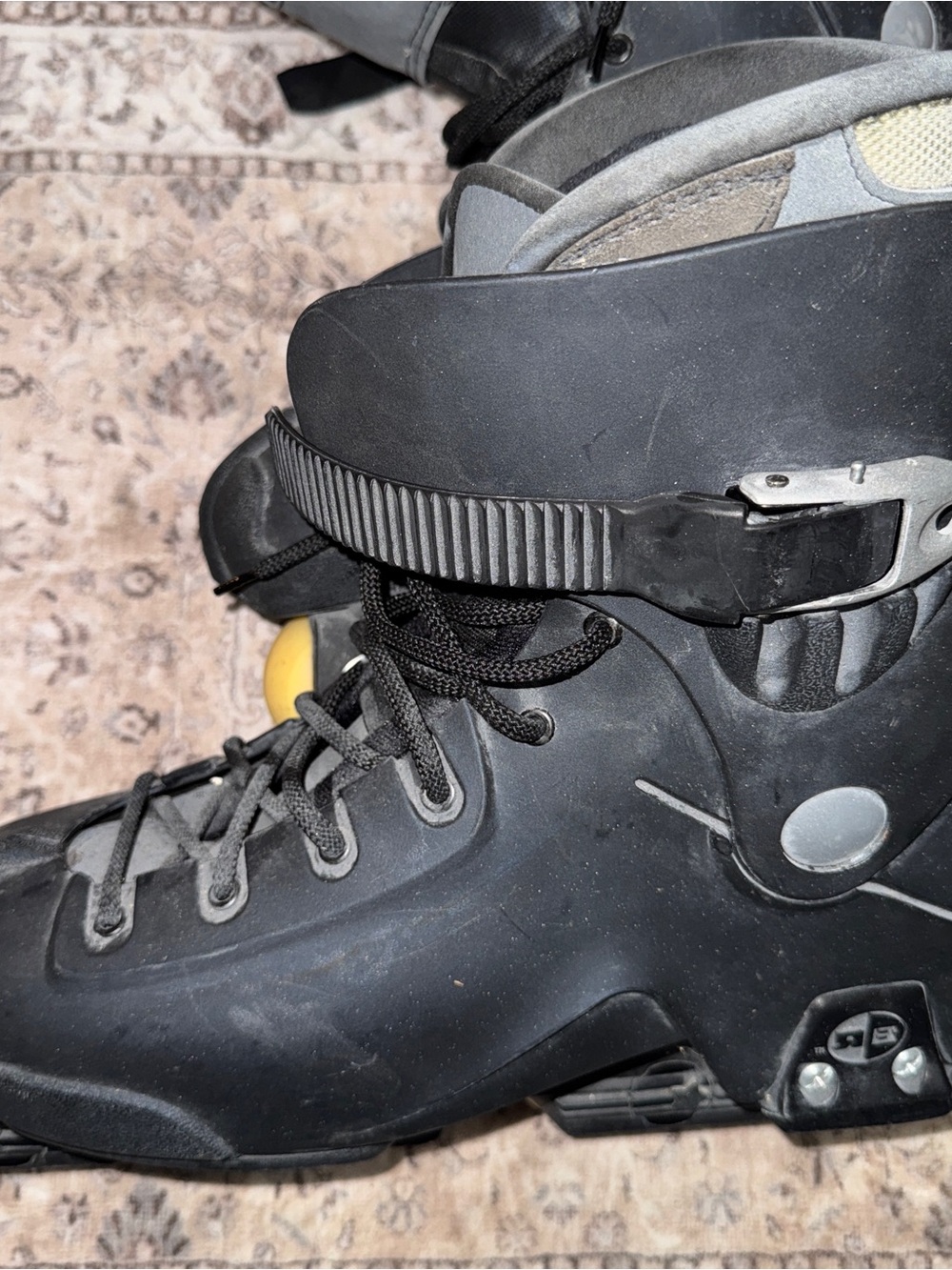 Vintage 90s Rollerblade Swindler Aggressive Inline Skates - Italy -Men's Size 13